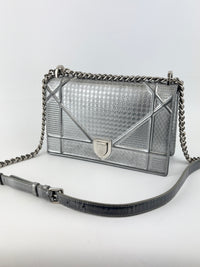 Medium Diorama Bag Silver Metallic Micro Cannage