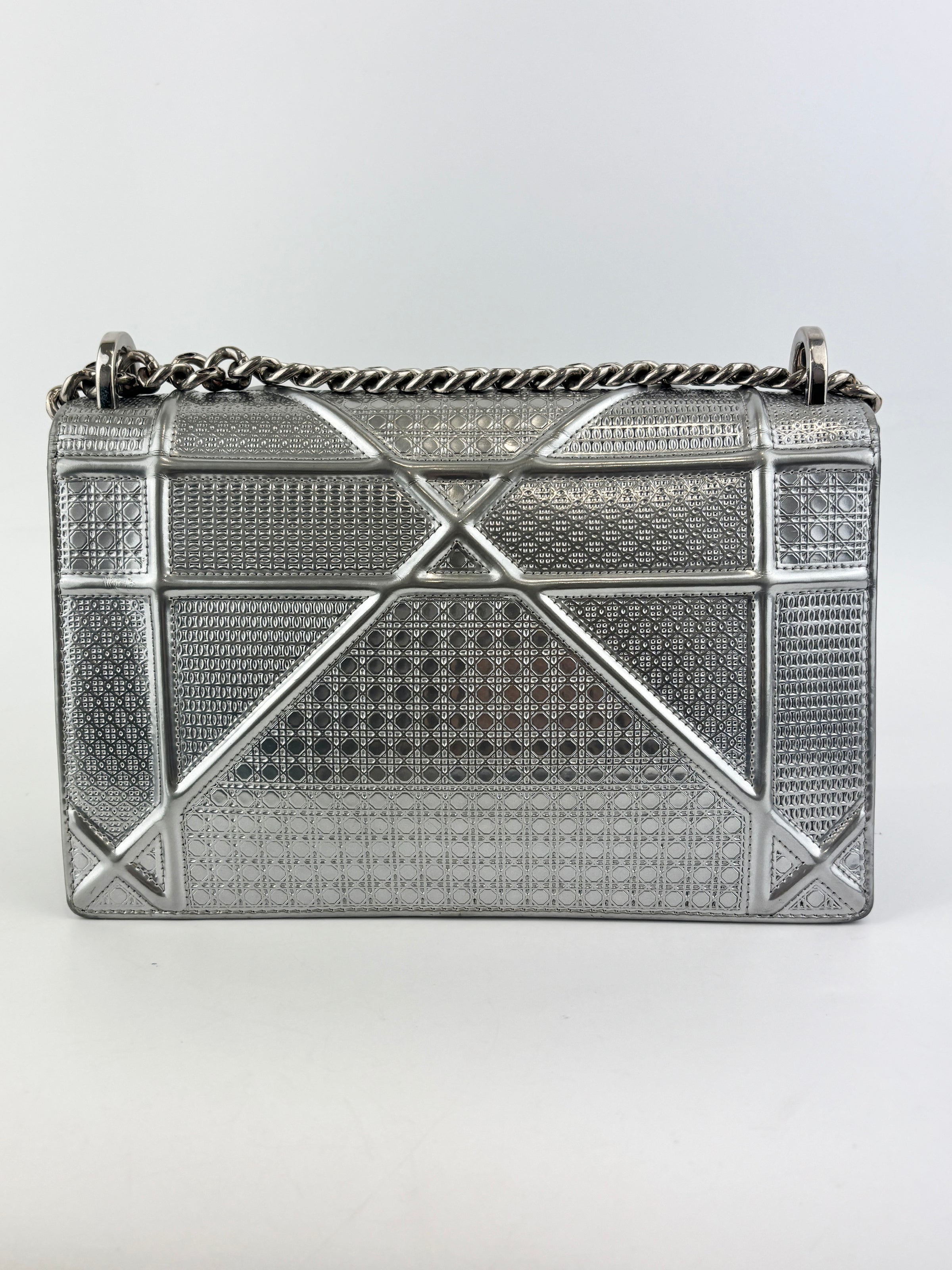 Medium Diorama Bag Silver Metallic Micro Cannage