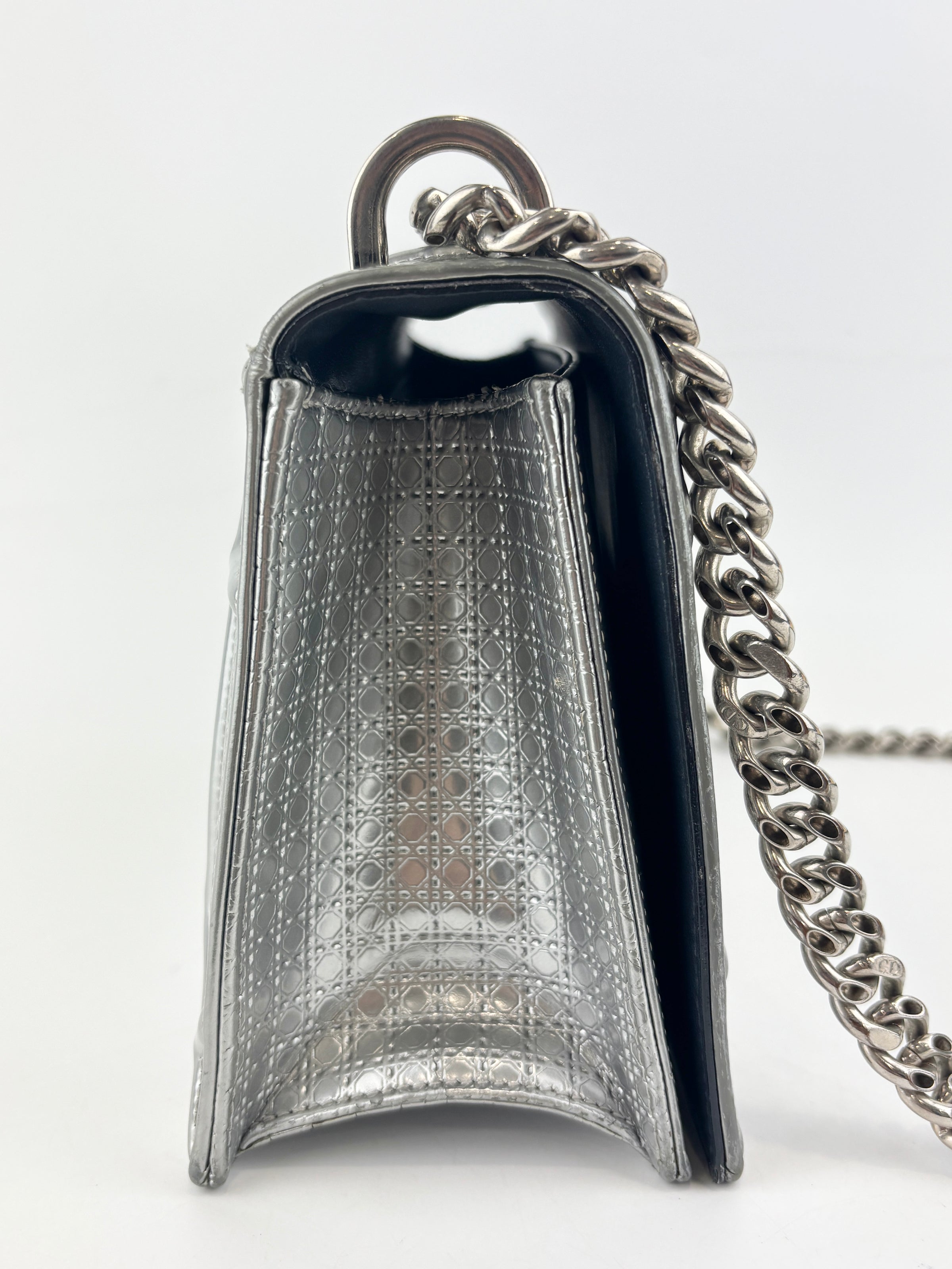 Medium Diorama Bag Silver Metallic Micro Cannage