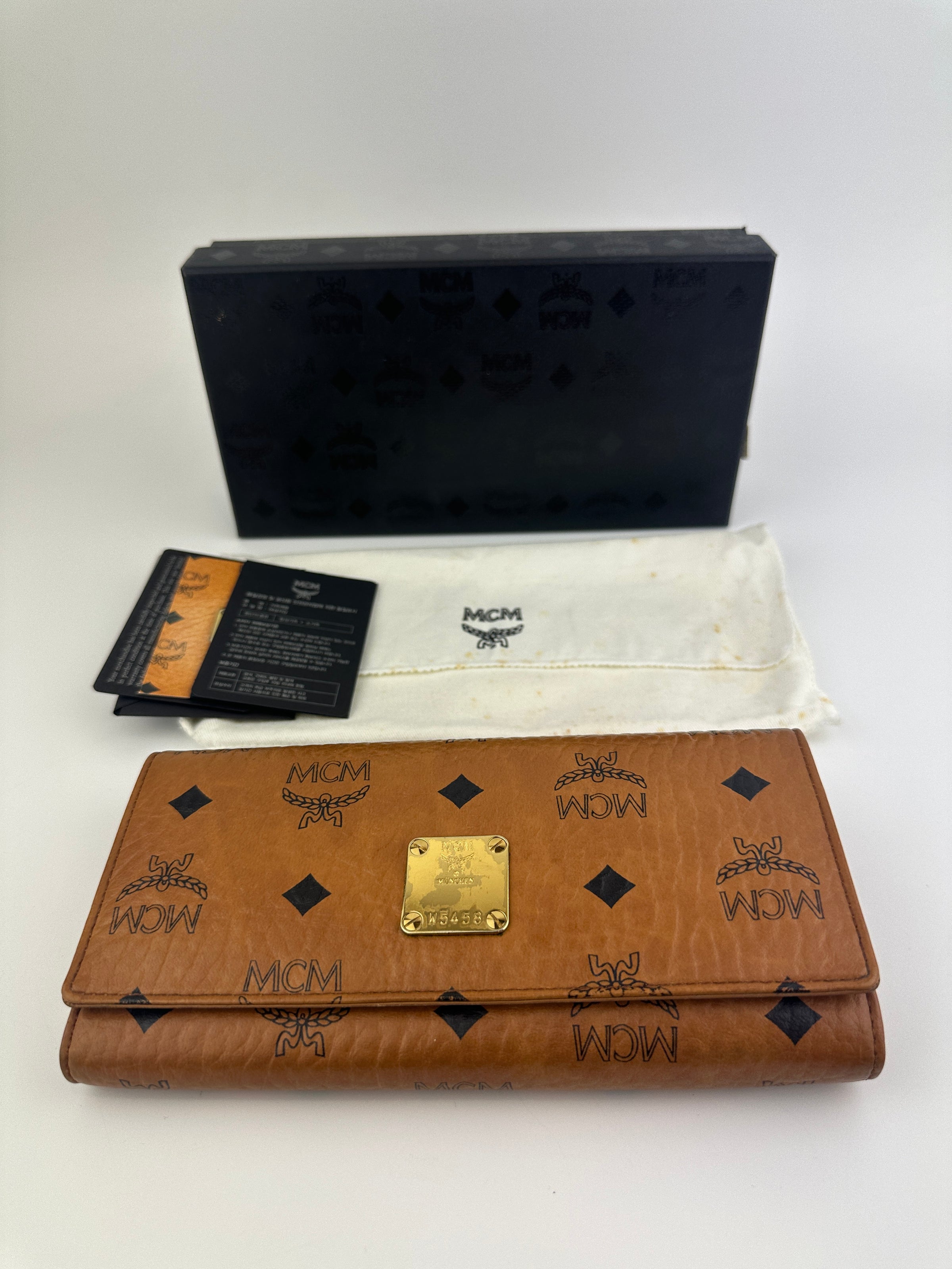 Heritage Line Wallet Synthetic Cognac