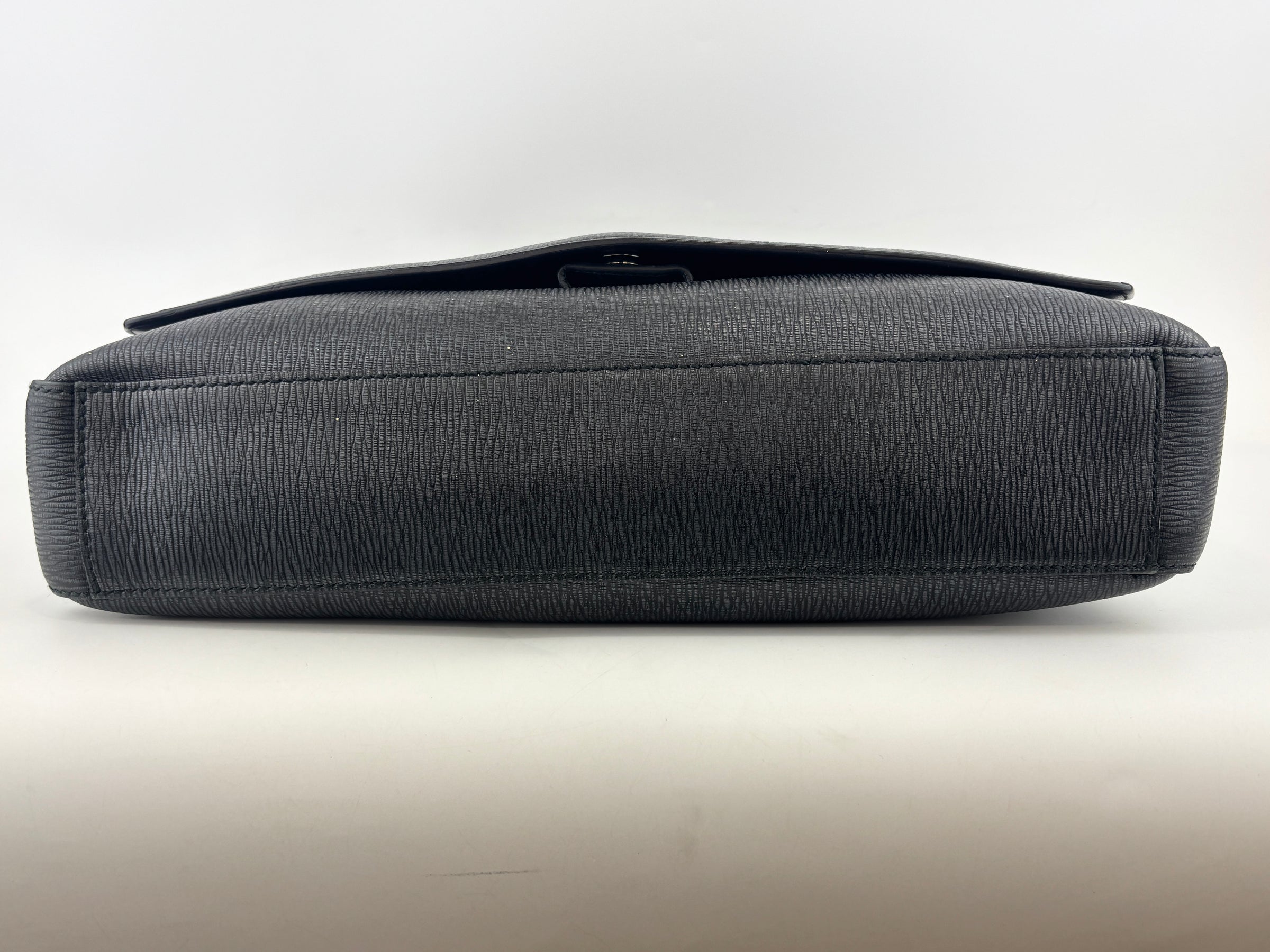 EO-24 0485 Black Textured Leather Briefcase / Laptop Bag