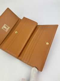 Heritage Line Wallet Synthetic Cognac
