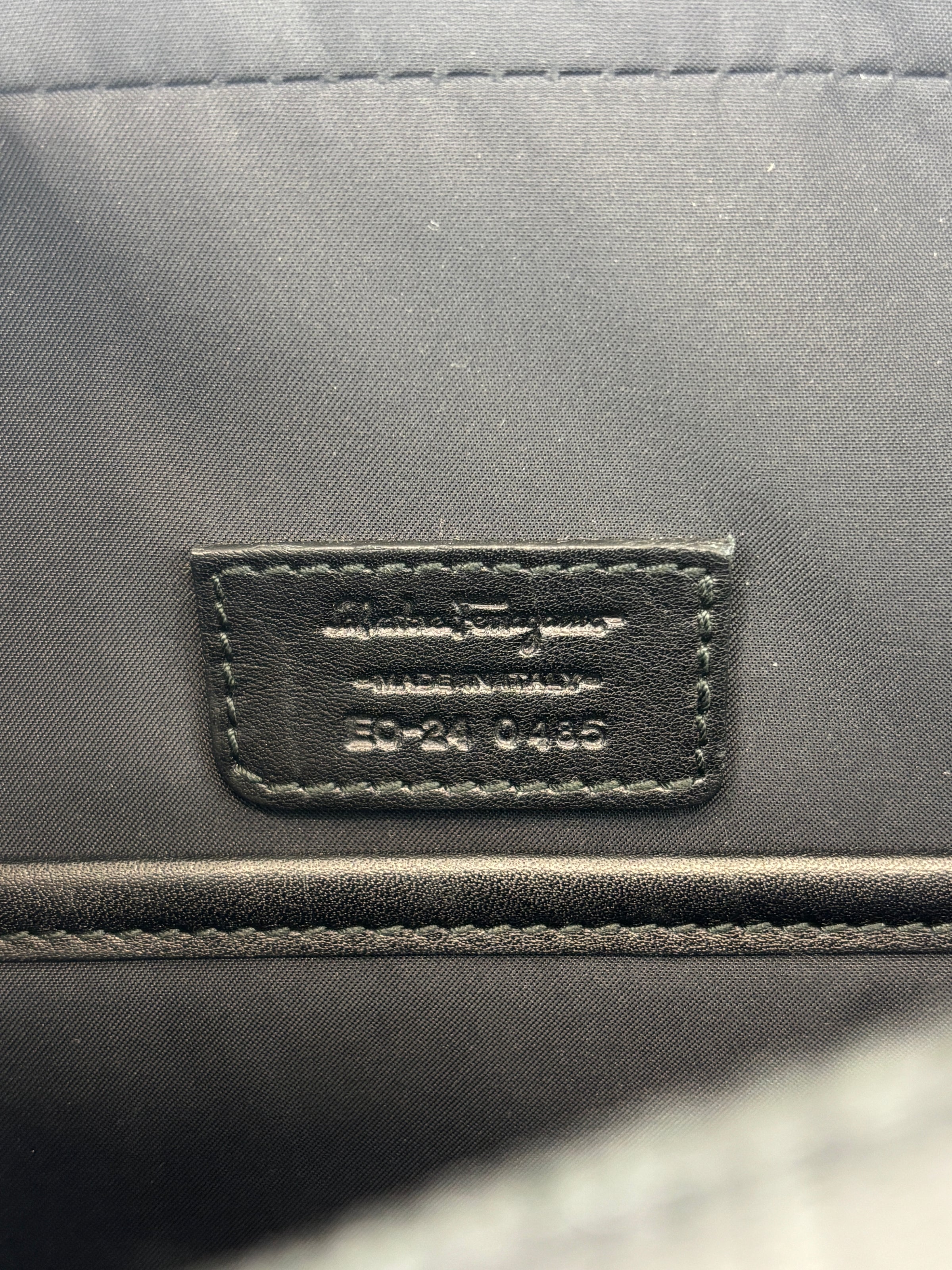 EO-24 0485 Black Textured Leather Briefcase / Laptop Bag