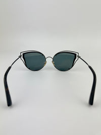 VA2015 c.300587 Red Cat Eye Sunglasses