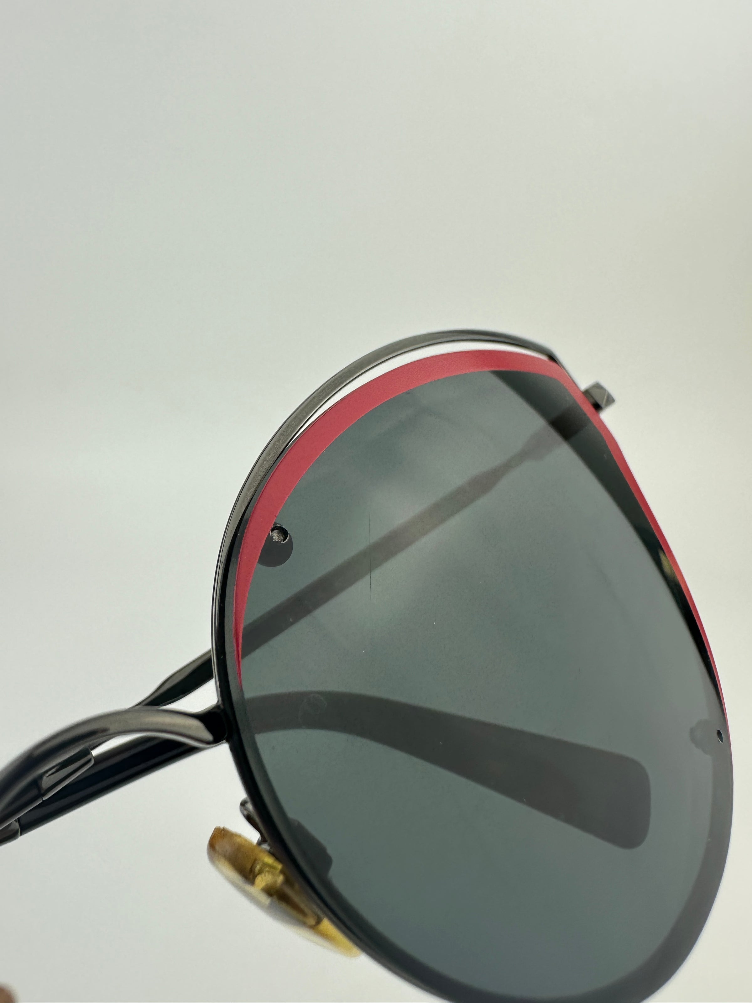 VA2015 c.300587 Red Cat Eye Sunglasses