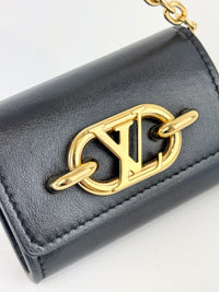 M00829 Link Earphone Holder in Black