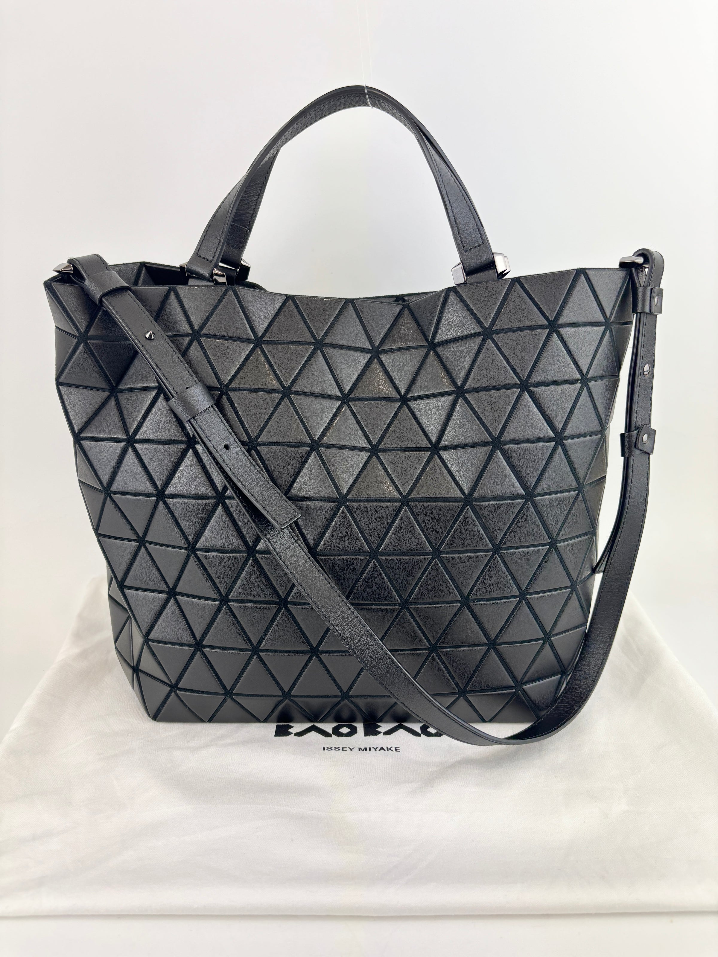 Bao Bao Black Prism Plus