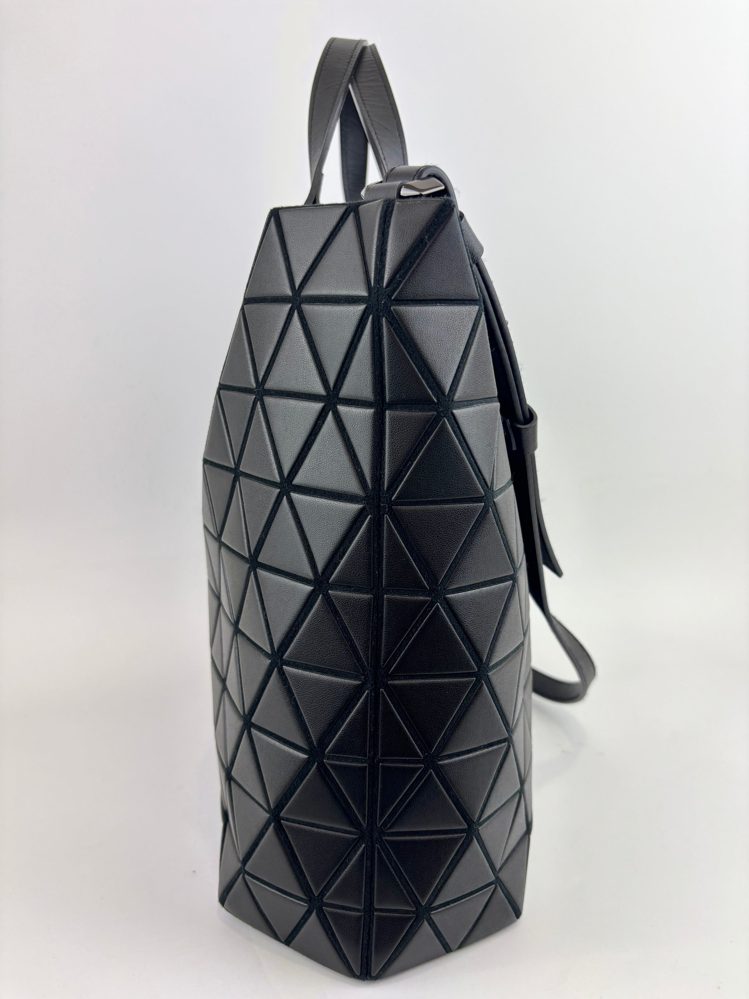 Bao Bao Black Prism Plus