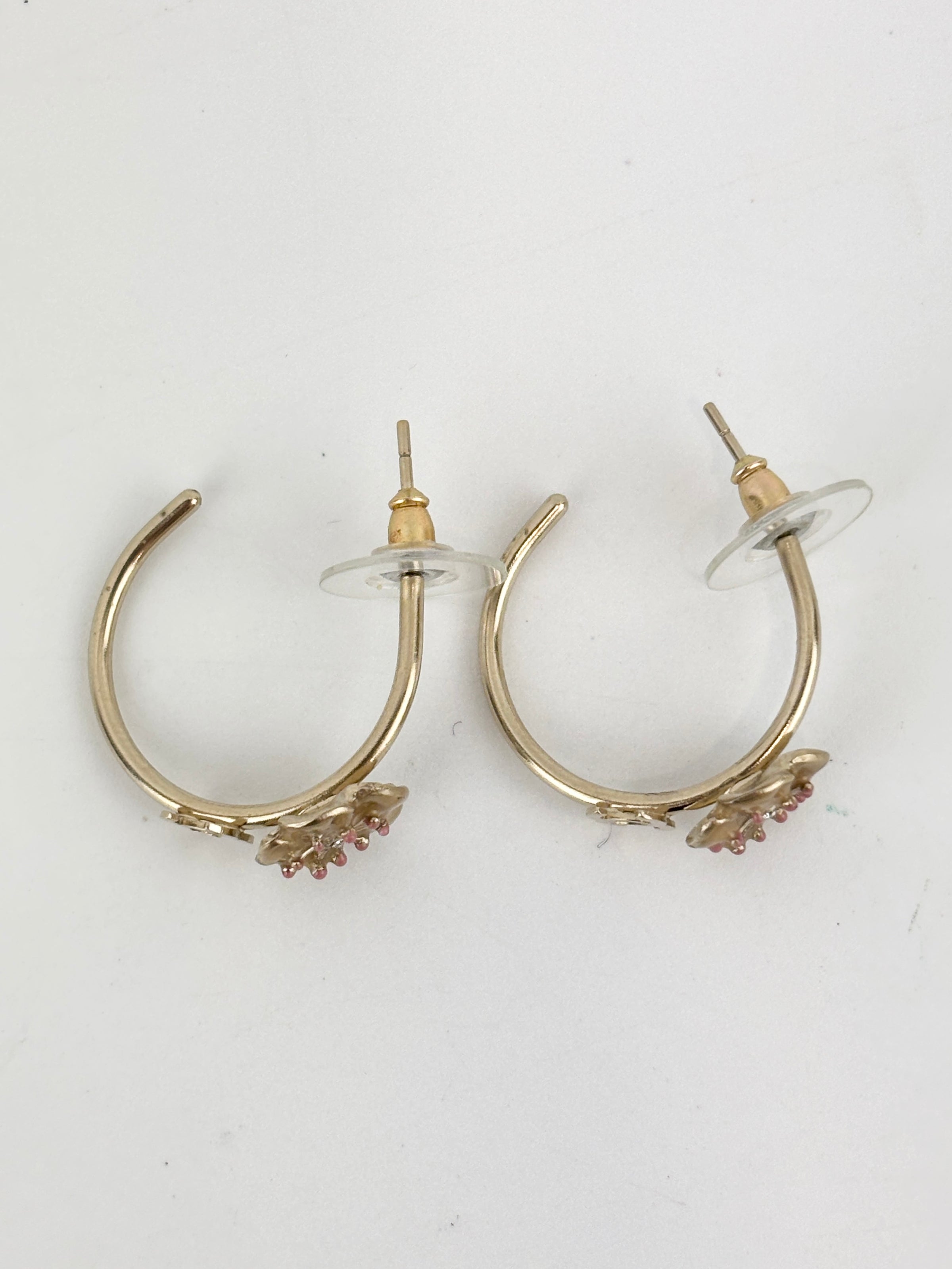 B13C Pink Flower CC Gold Metal Earrings
