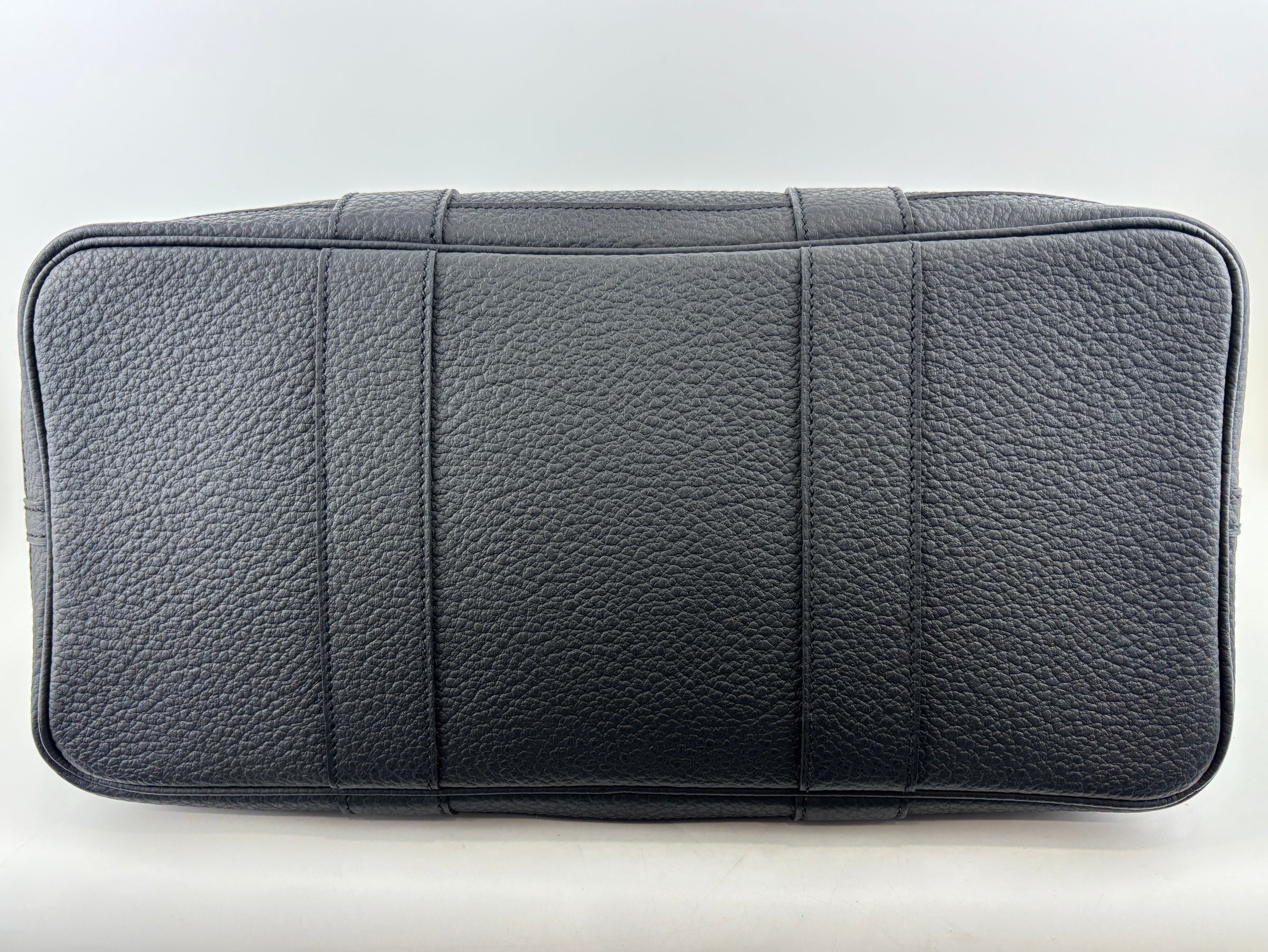 Garden Party 36 Tote Bag in Black