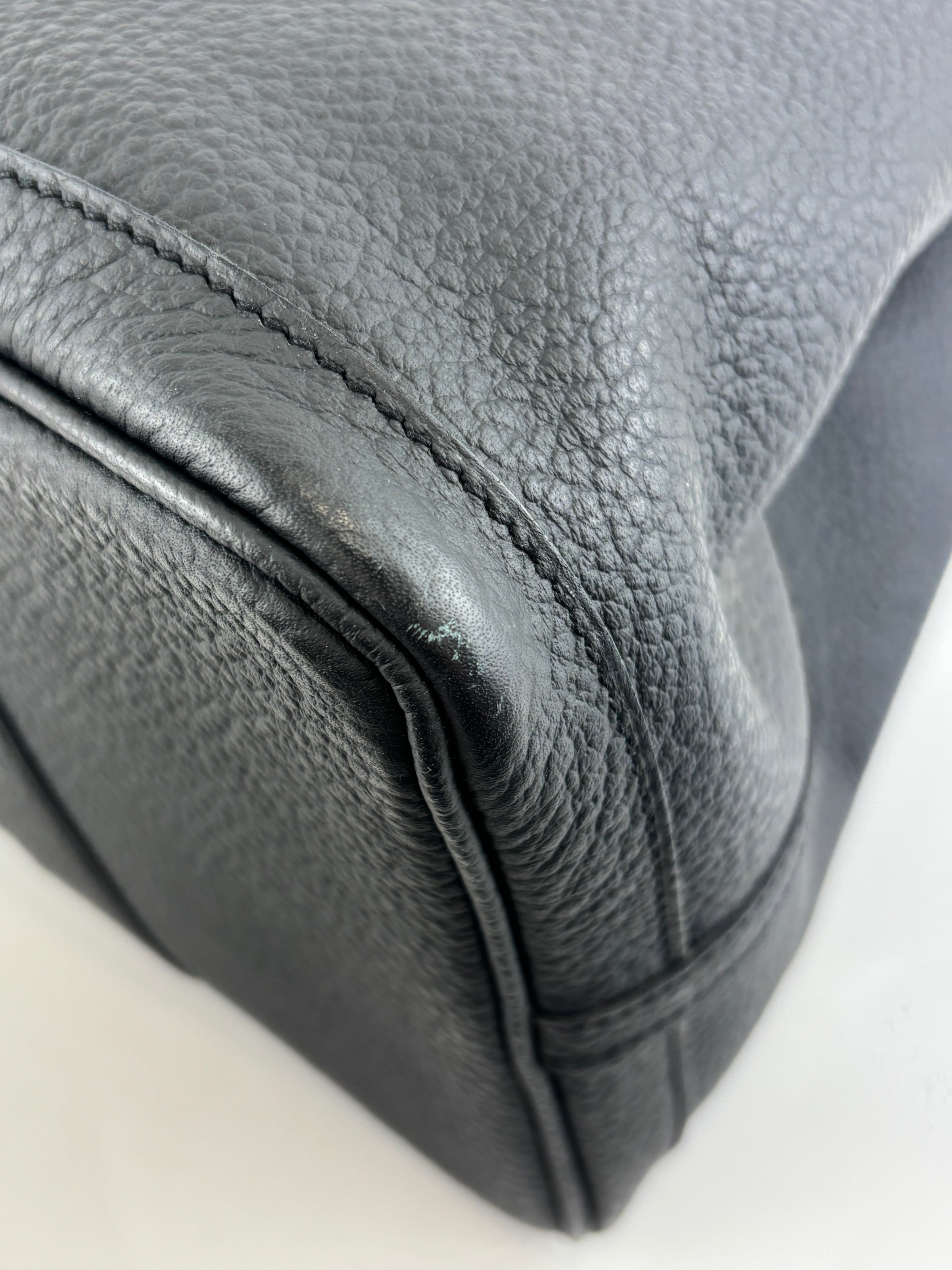 Garden Party 36 Tote Bag in Black