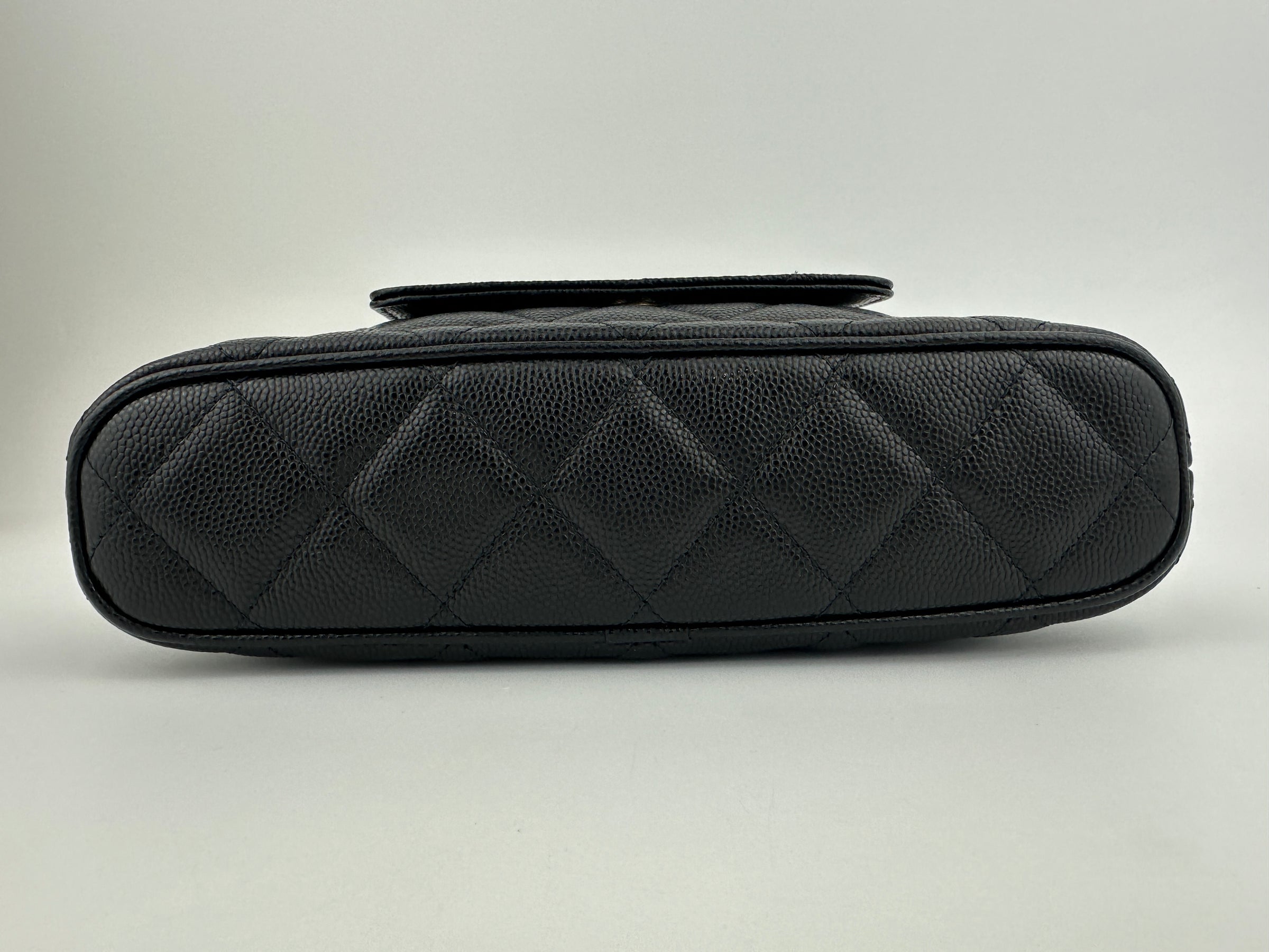 25P Polly Pocket Black Caviar Purse with Chain GHW