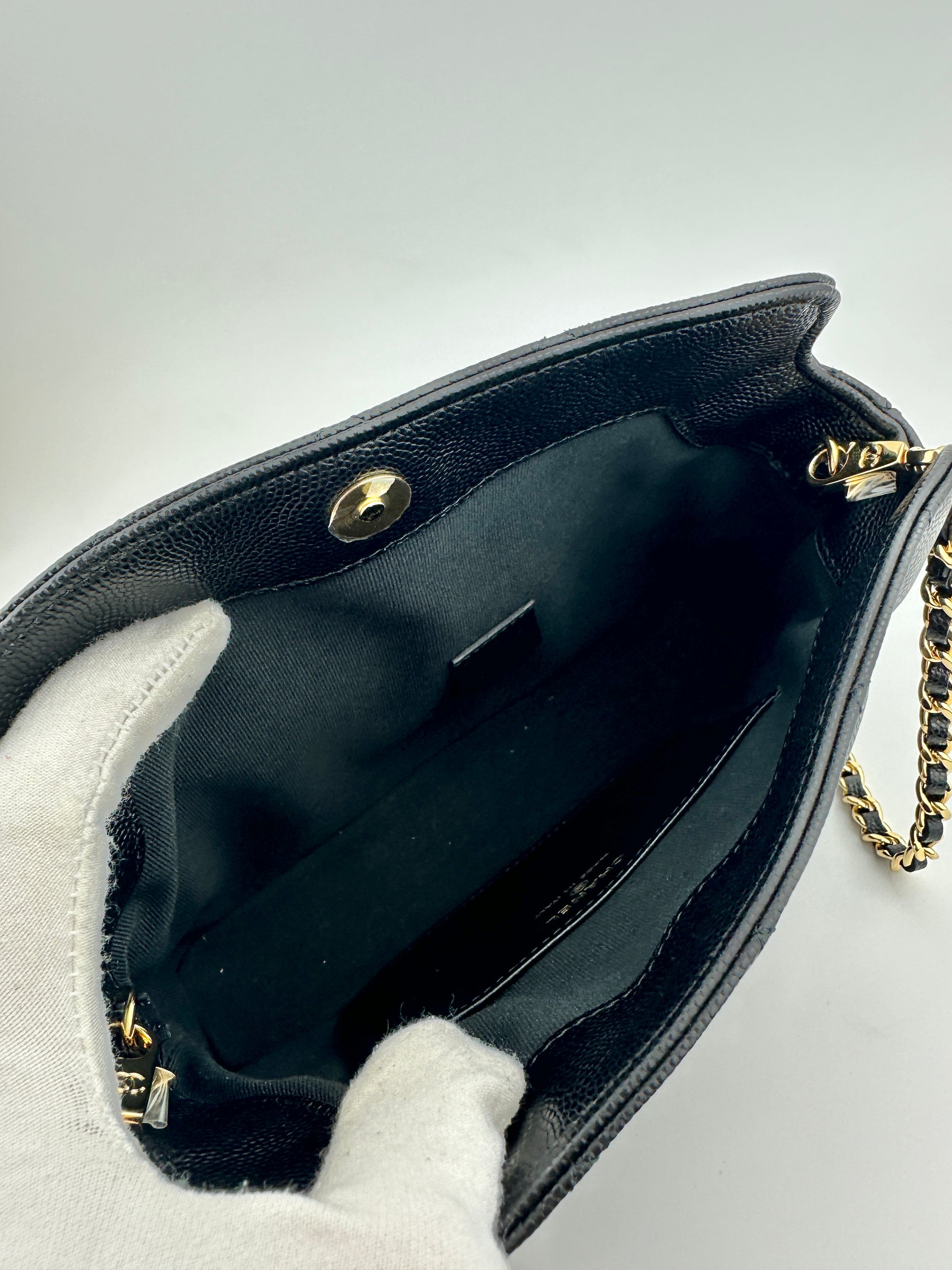 25P Polly Pocket Black Caviar Purse with Chain GHW