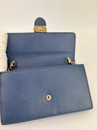 Interlocking G Wallet on Chain in Blue Pebbled Leather