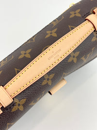 M46279 Pochette Métis East West Monogram Canvas