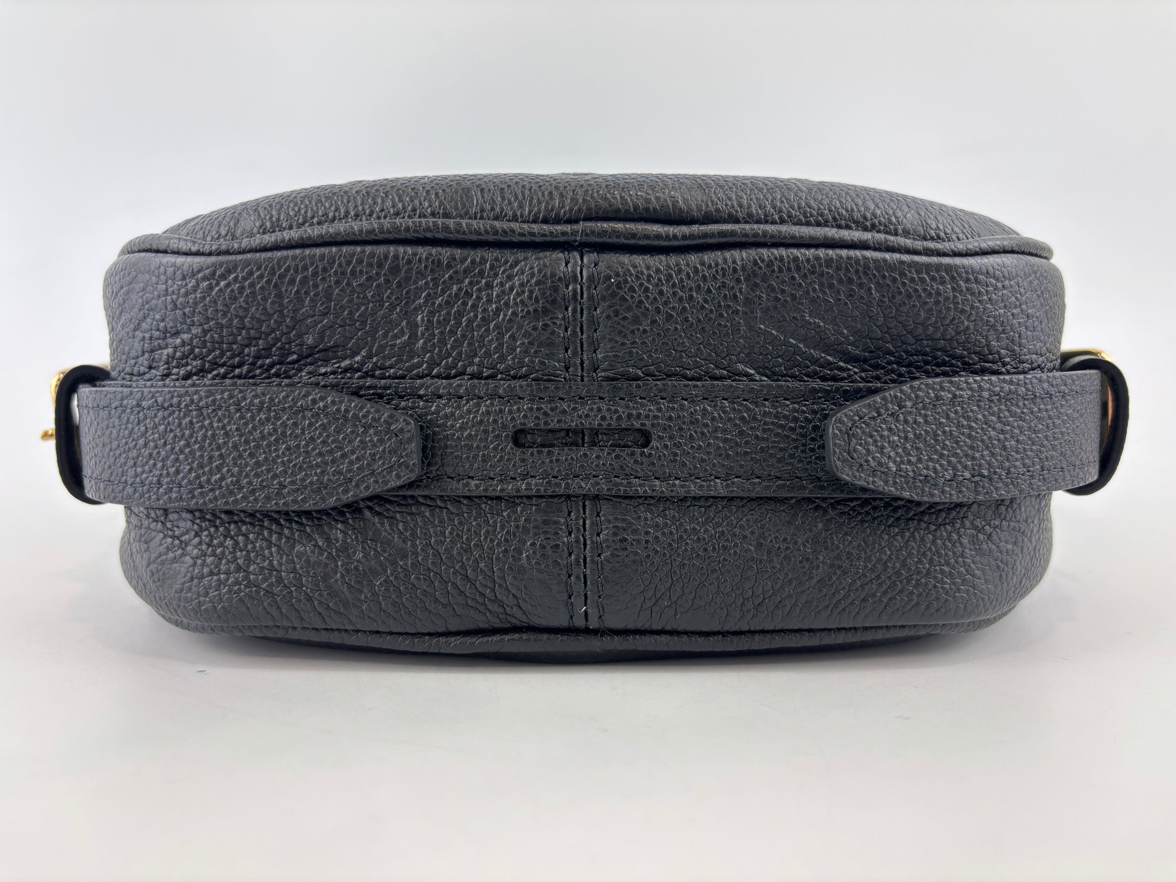 Boîte Chapeau Souple MM Black Monogram Empreinte Leather