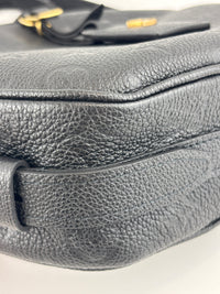 Boîte Chapeau Souple MM Black Monogram Empreinte Leather