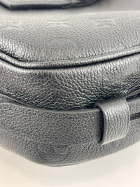 Boîte Chapeau Souple MM Black Monogram Empreinte Leather