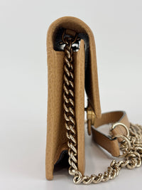 Interlocking G Wallet on Chain in Light Brown Pebbled Leather