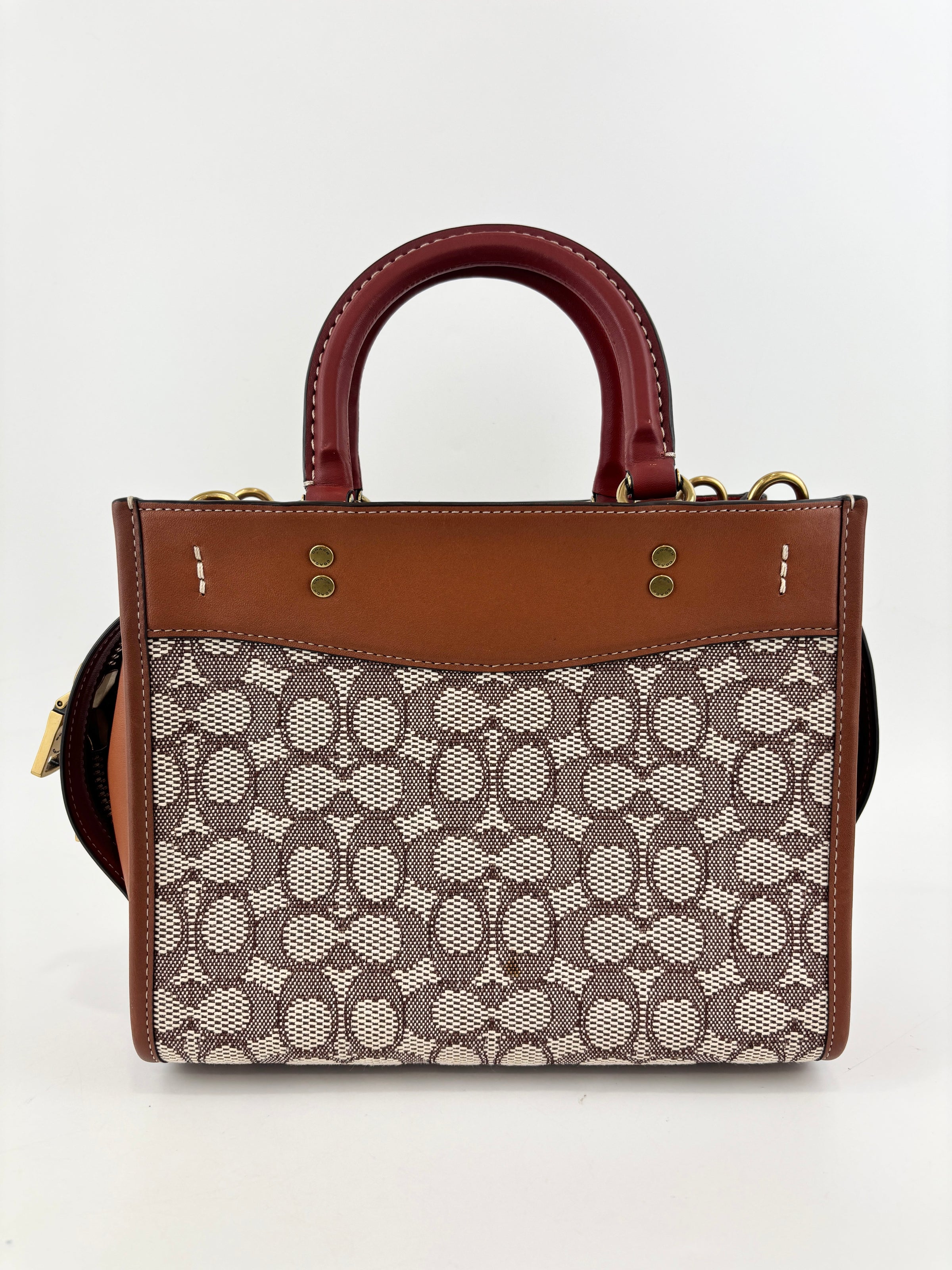Rogue 25 Signature Textile Jacquard Embroidered Elephant
