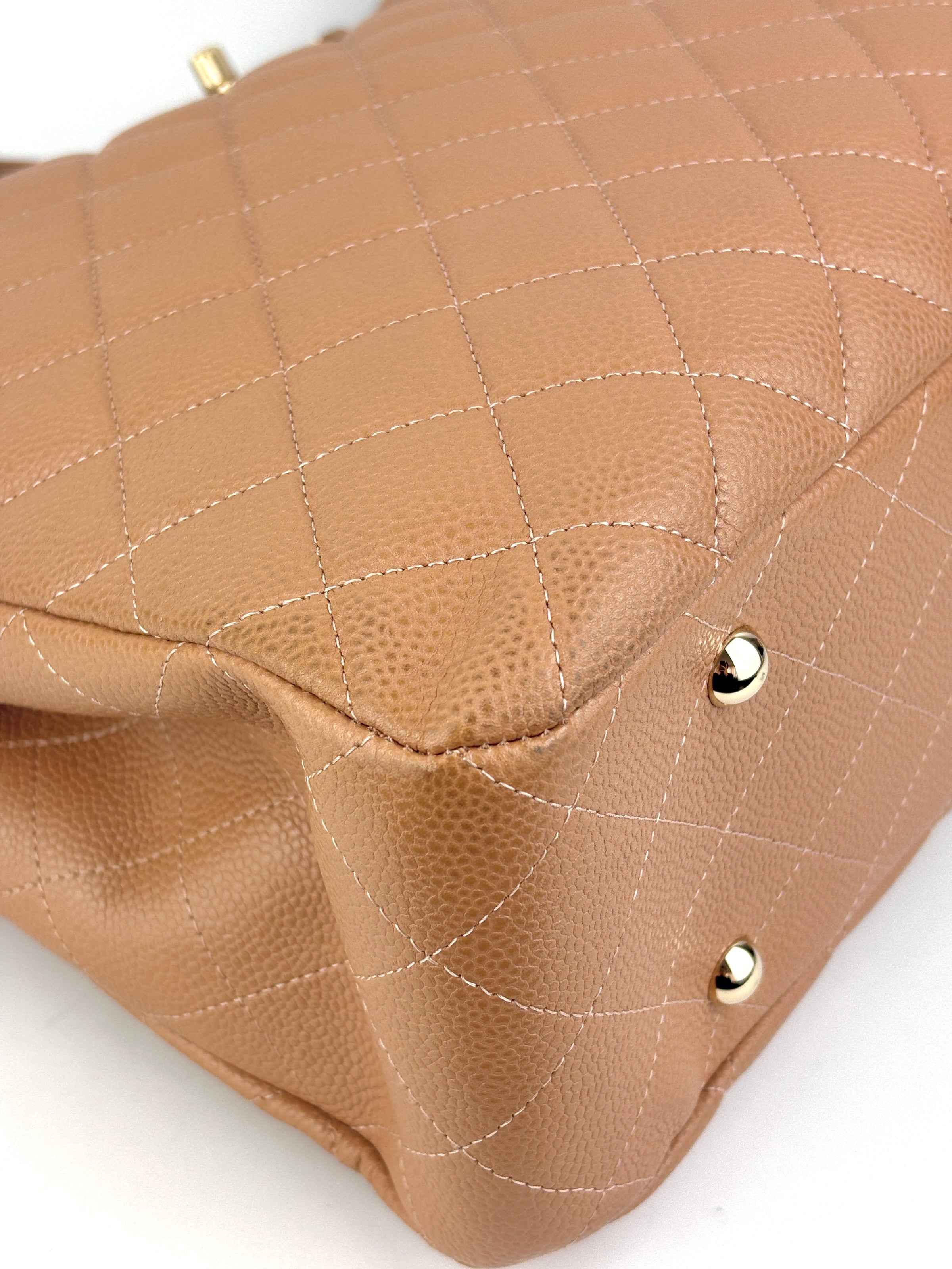 A91046 Calfskin Quilted Large Classic Shopping Tote Beige LGHW