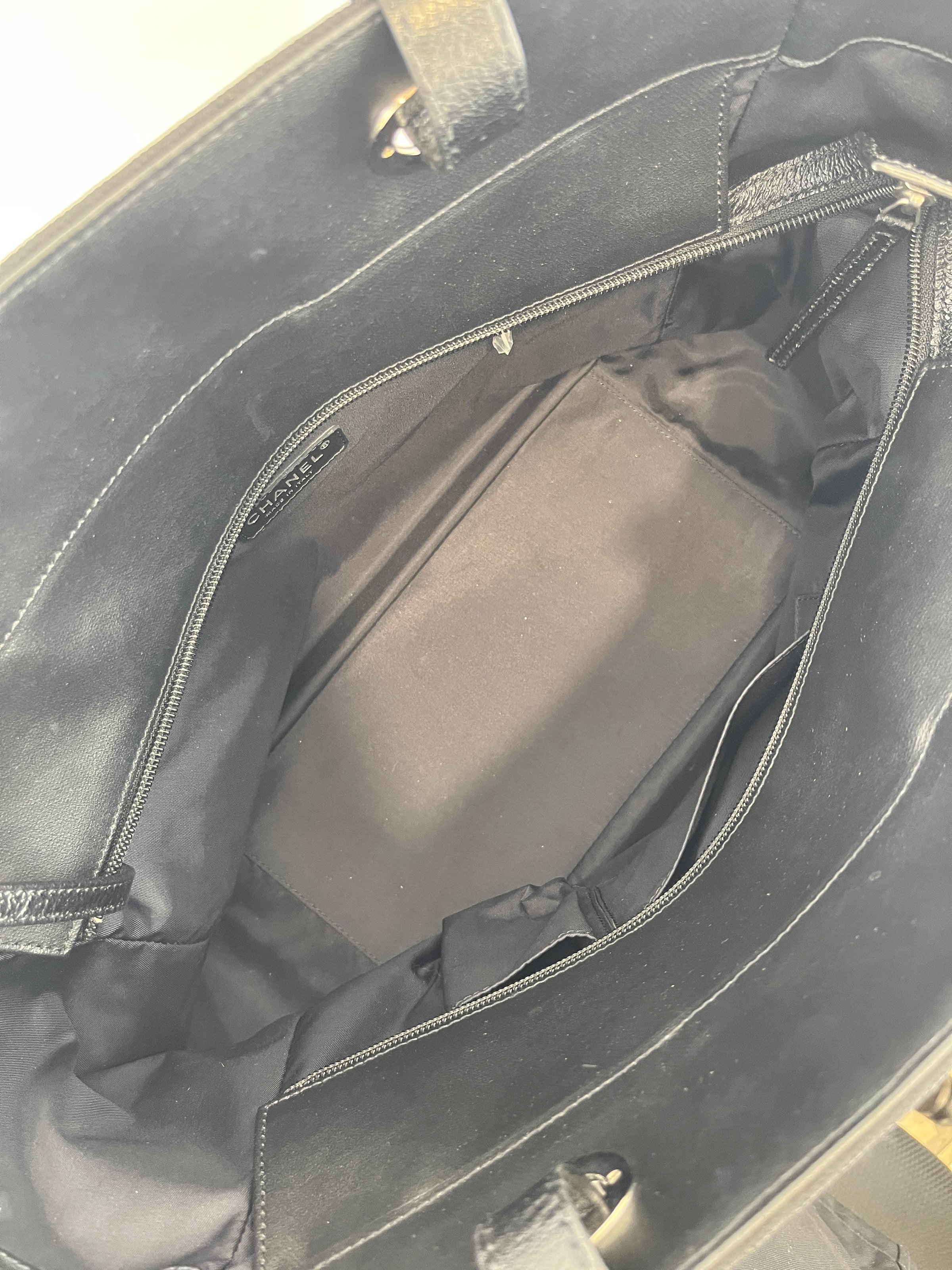 Large Paris Biarritz Tote in Black