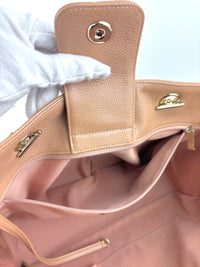 A91046 Calfskin Quilted Large Classic Shopping Tote Beige LGHW