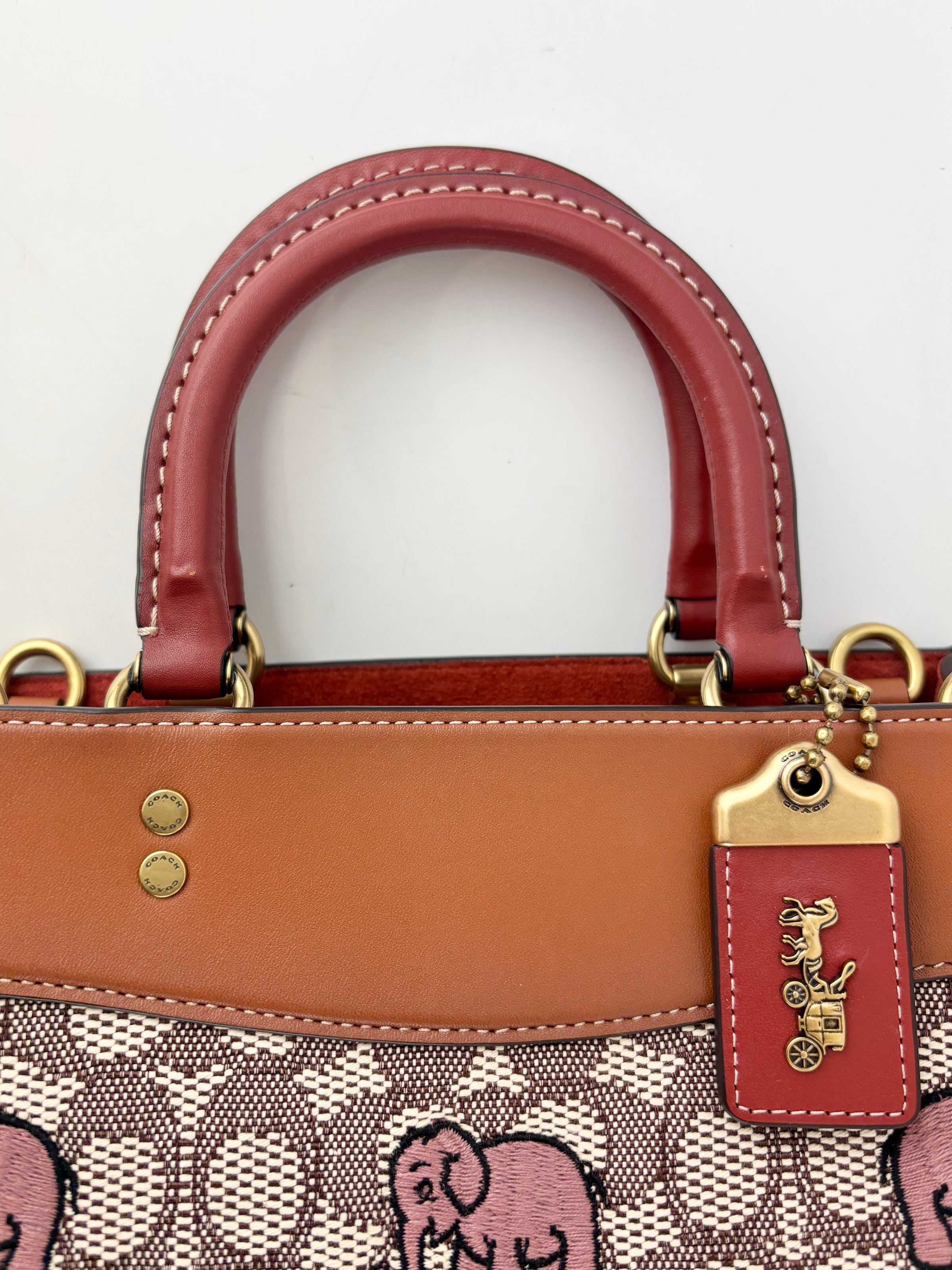 Rogue 25 Signature Textile Jacquard Embroidered Elephant