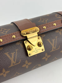 M57835 Papillon Trunk