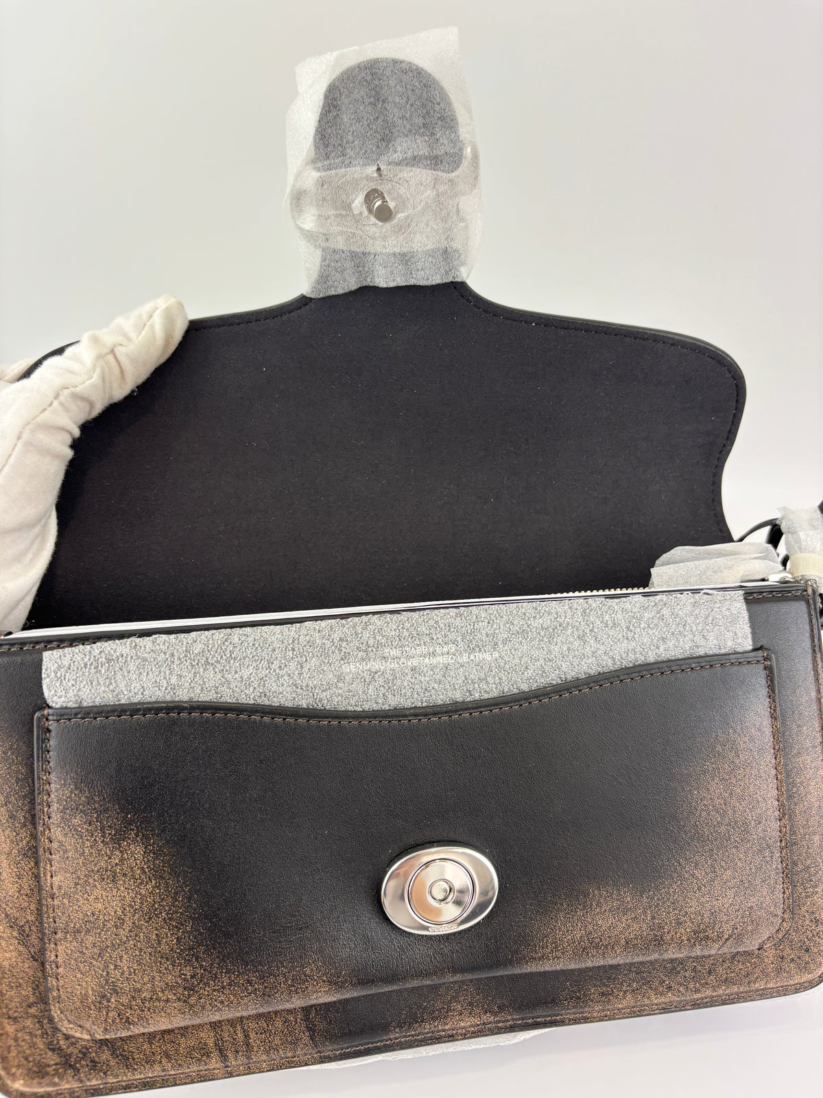CBH35 Loved Leather Tabby 26 Shoulder Bag