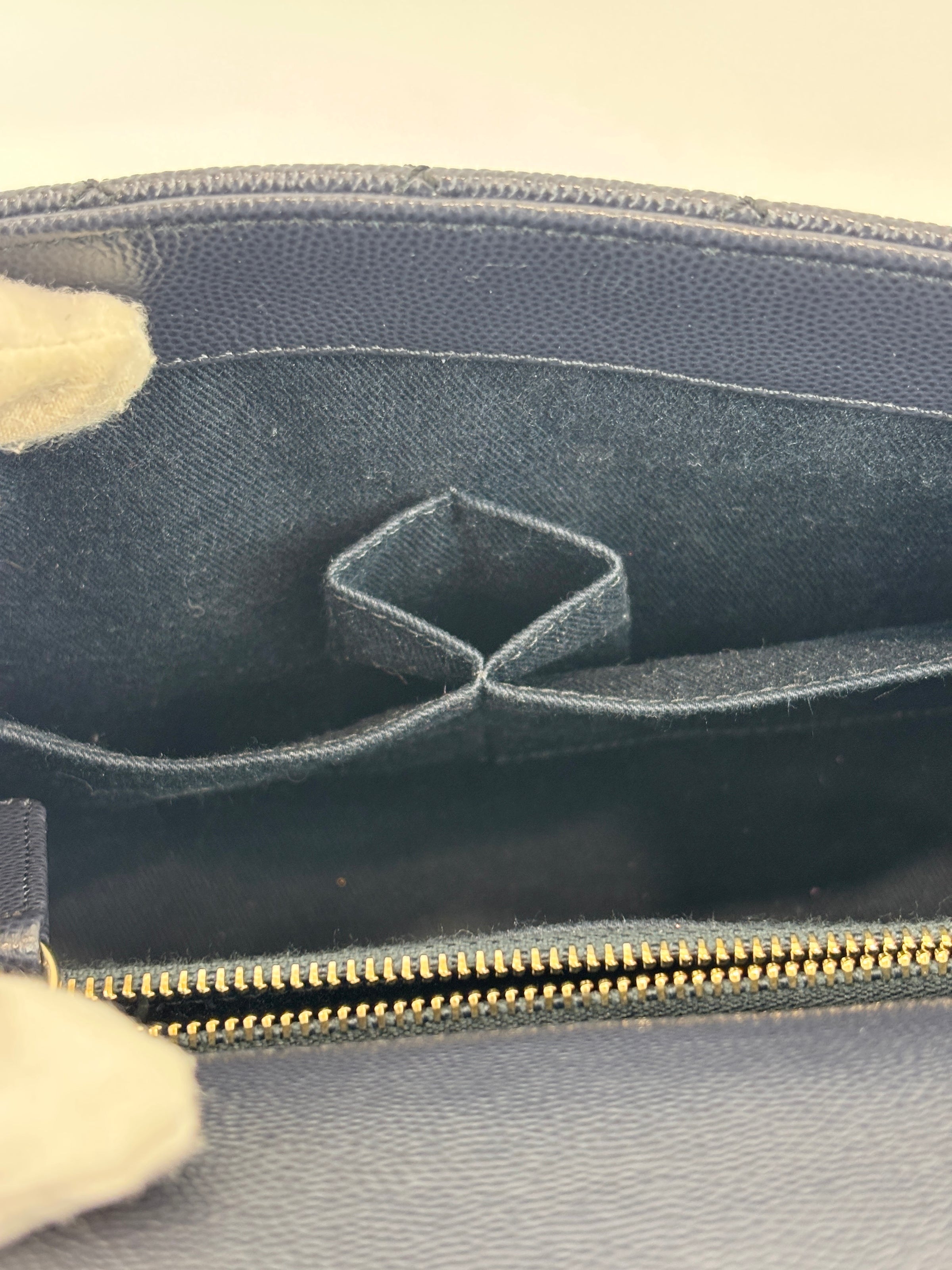 29cm Medium Coco Handle in Navy Caviar GHW