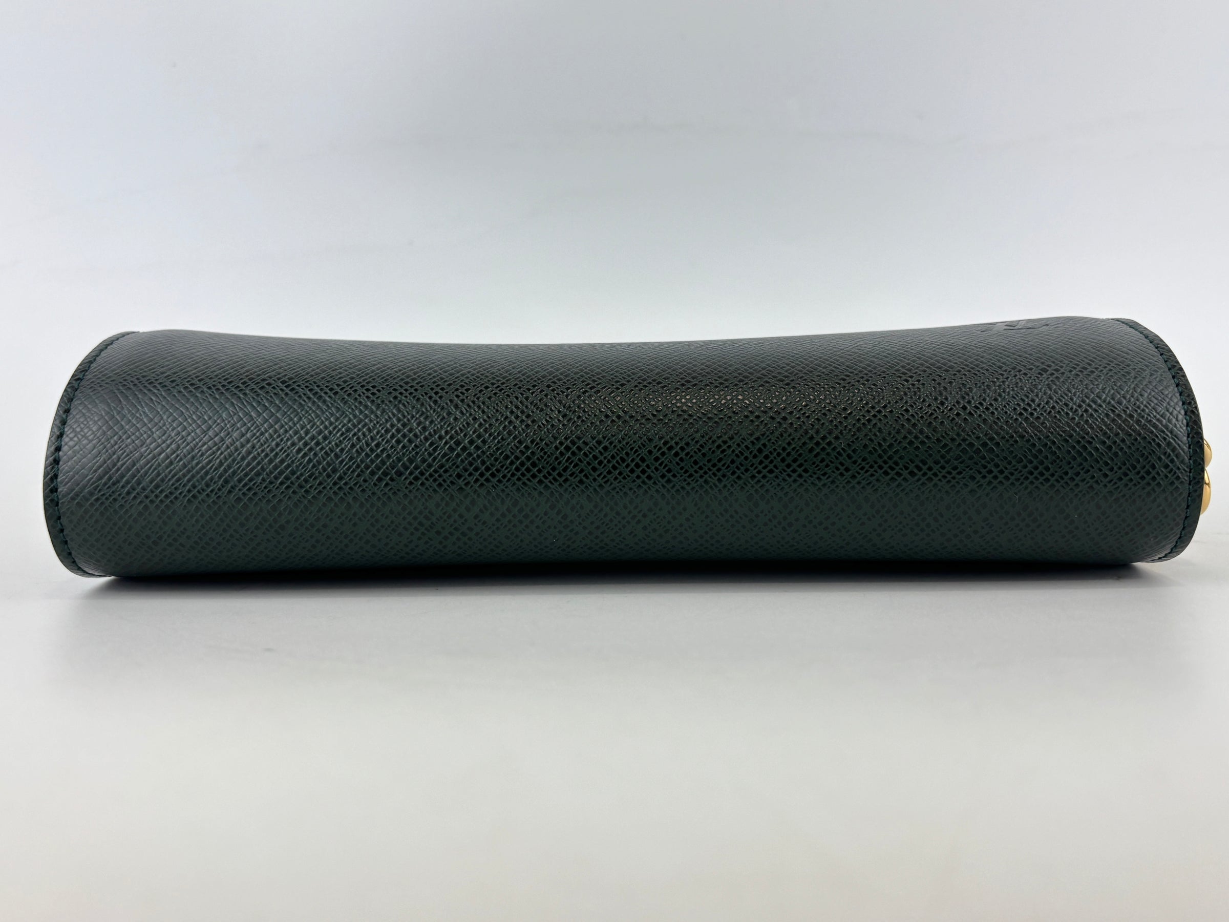 M30182 Baikal Clutch Ardoise/Green Taiga Leather GHW