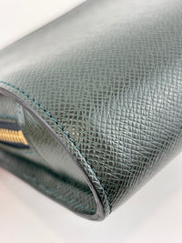 M30182 Baikal Clutch Ardoise/Green Taiga Leather GHW