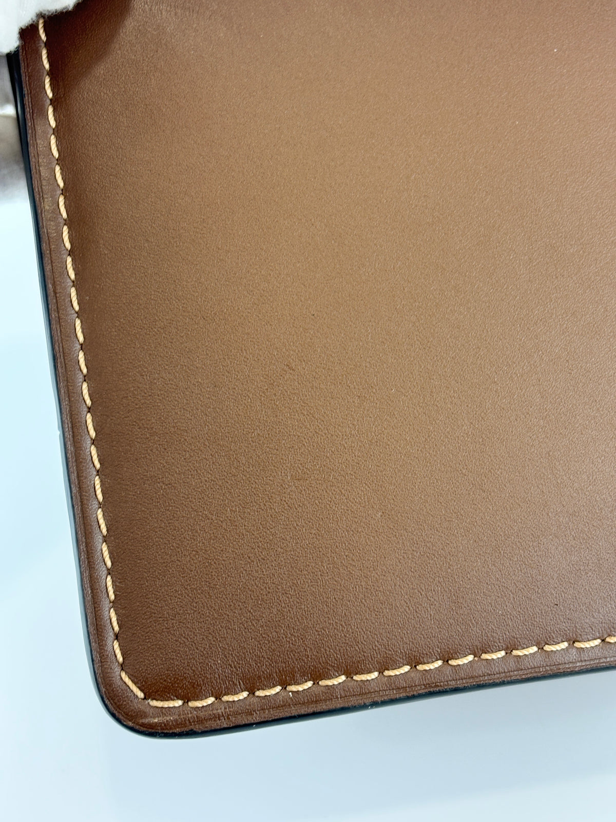 89225 Willis Top Handle 18 in Brown