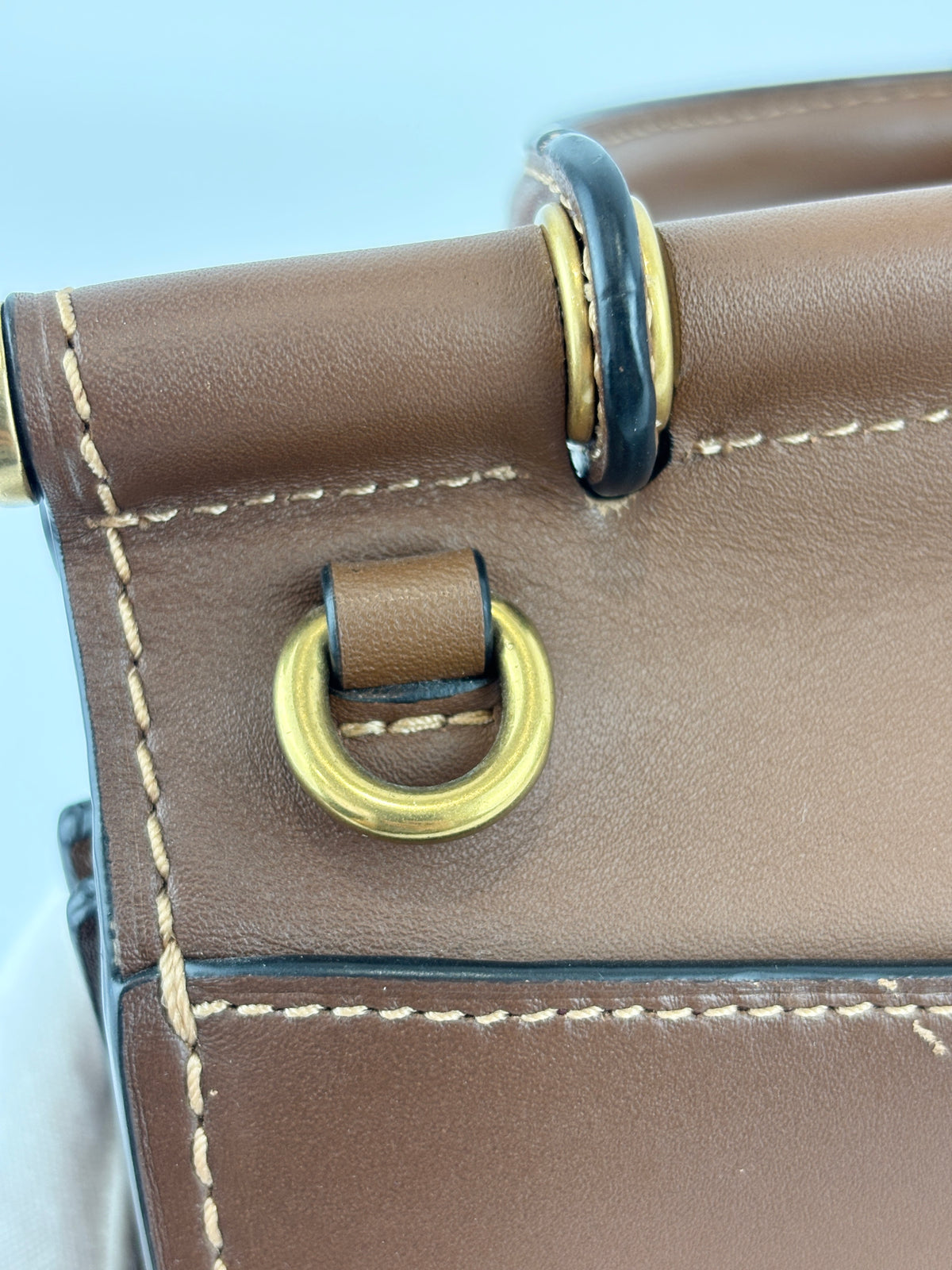 89225 Willis Top Handle 18 in Brown