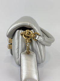 C7876 Pillow Tabby 18 Shoulder Bag in Metallic Silver