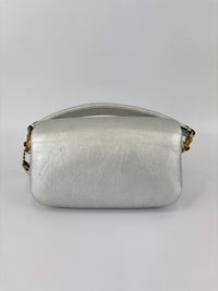 C7876 Pillow Tabby 18 Shoulder Bag in Metallic Silver