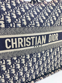Large Book Tote in Blue Dior Oblique Embroidered Canvas