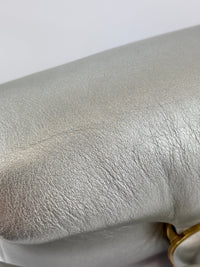 C7876 Pillow Tabby 18 Shoulder Bag in Metallic Silver