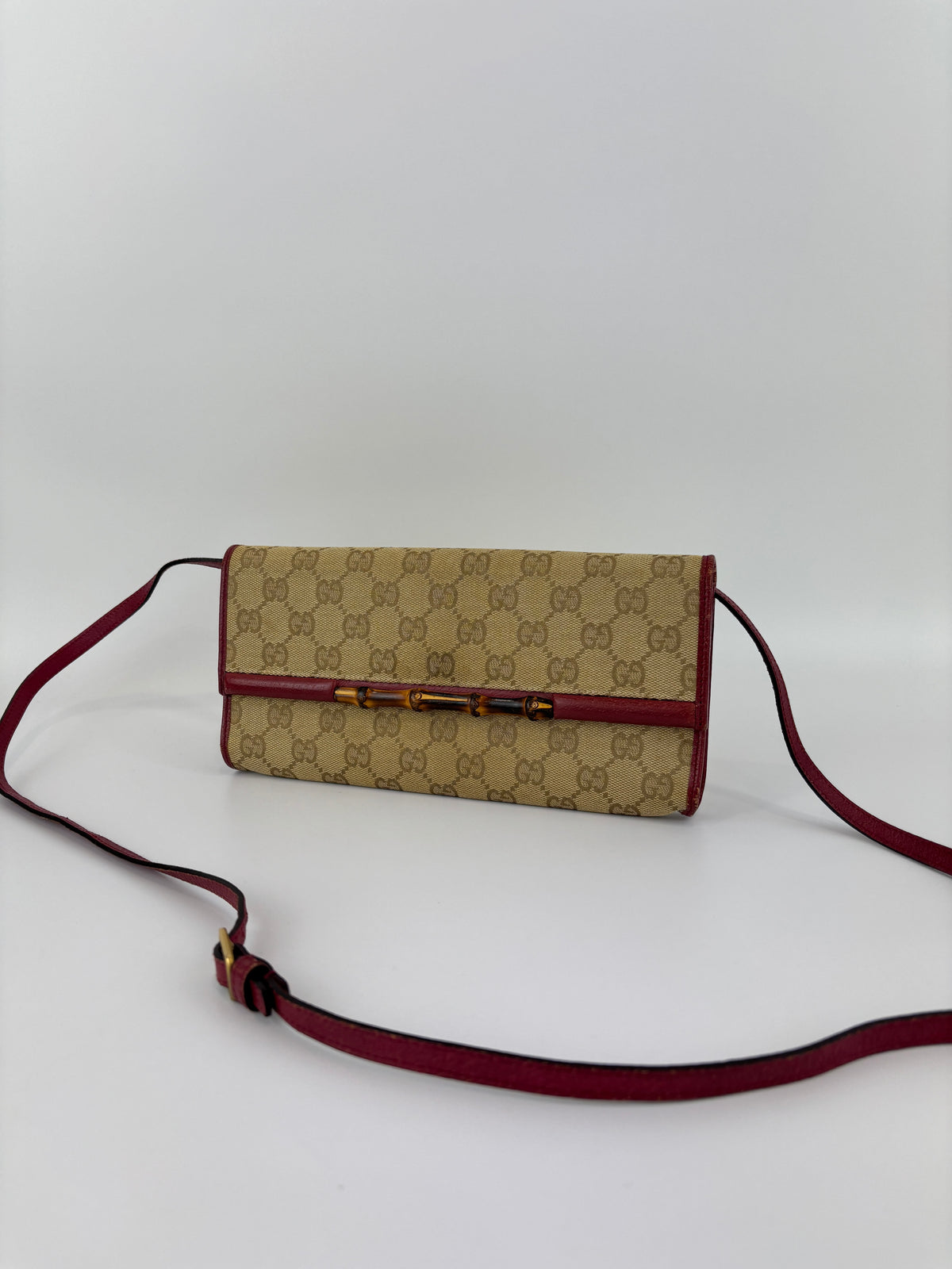 Vintage Bamboo Clutch Bag in Beige / Red GG Fabric