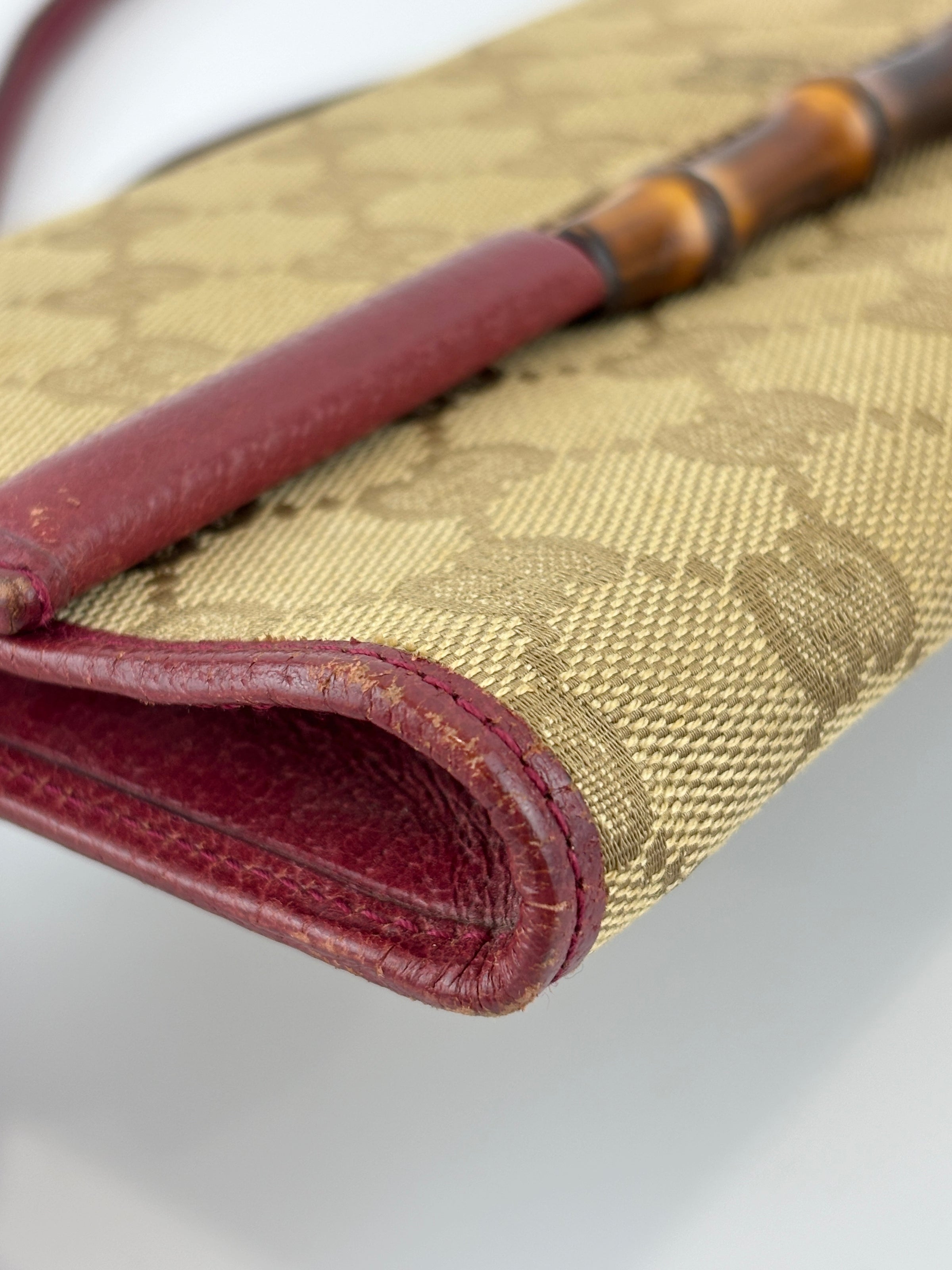 Vintage Bamboo Clutch Bag in Beige / Red GG Fabric