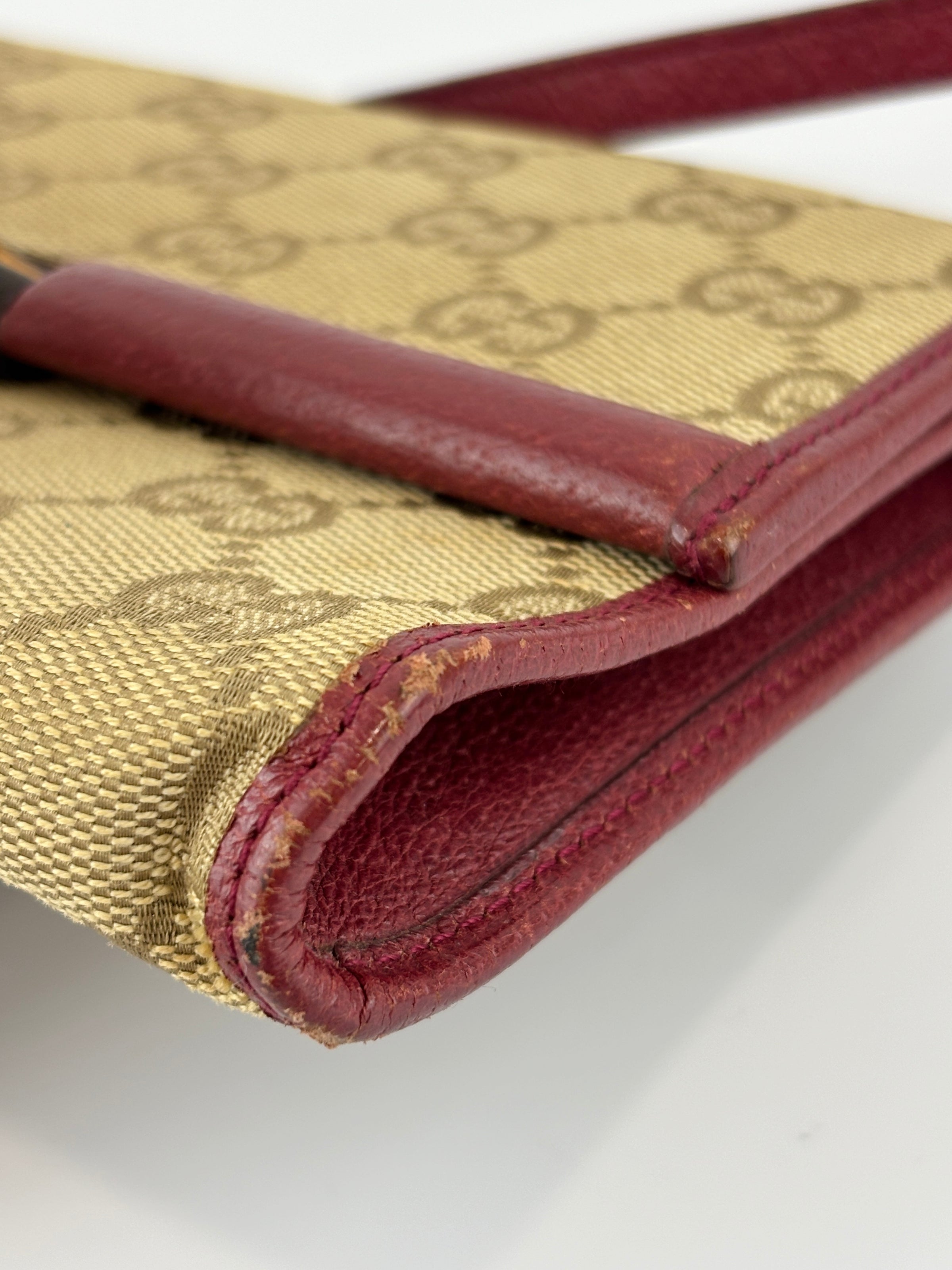 Vintage Bamboo Clutch Bag in Beige / Red GG Fabric