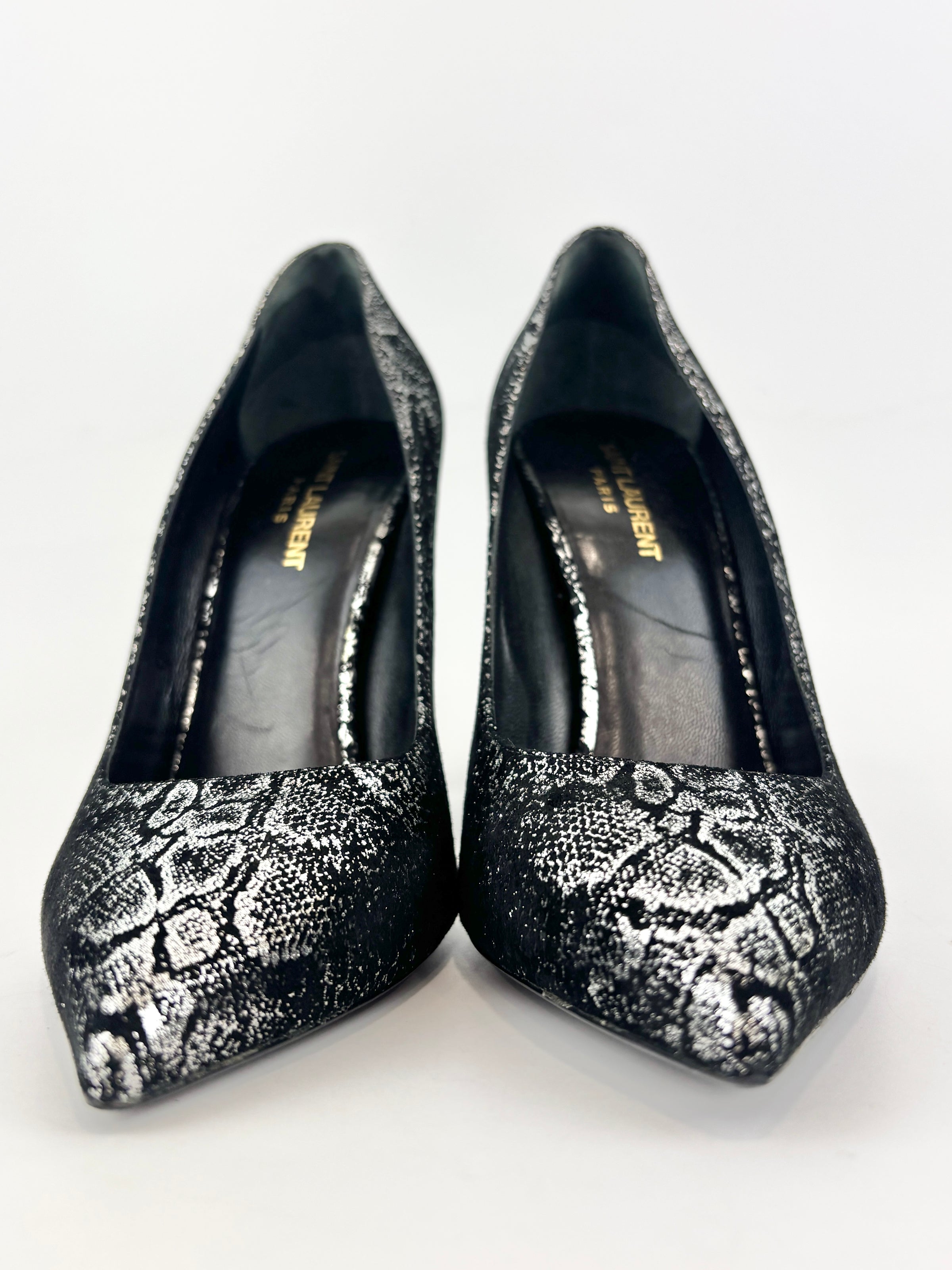 Suede Foil Print Pumps in Black / Silver Size 40.5