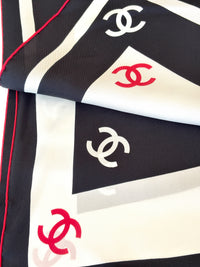 Coco Mark Scarf Silk in Black / White / Red