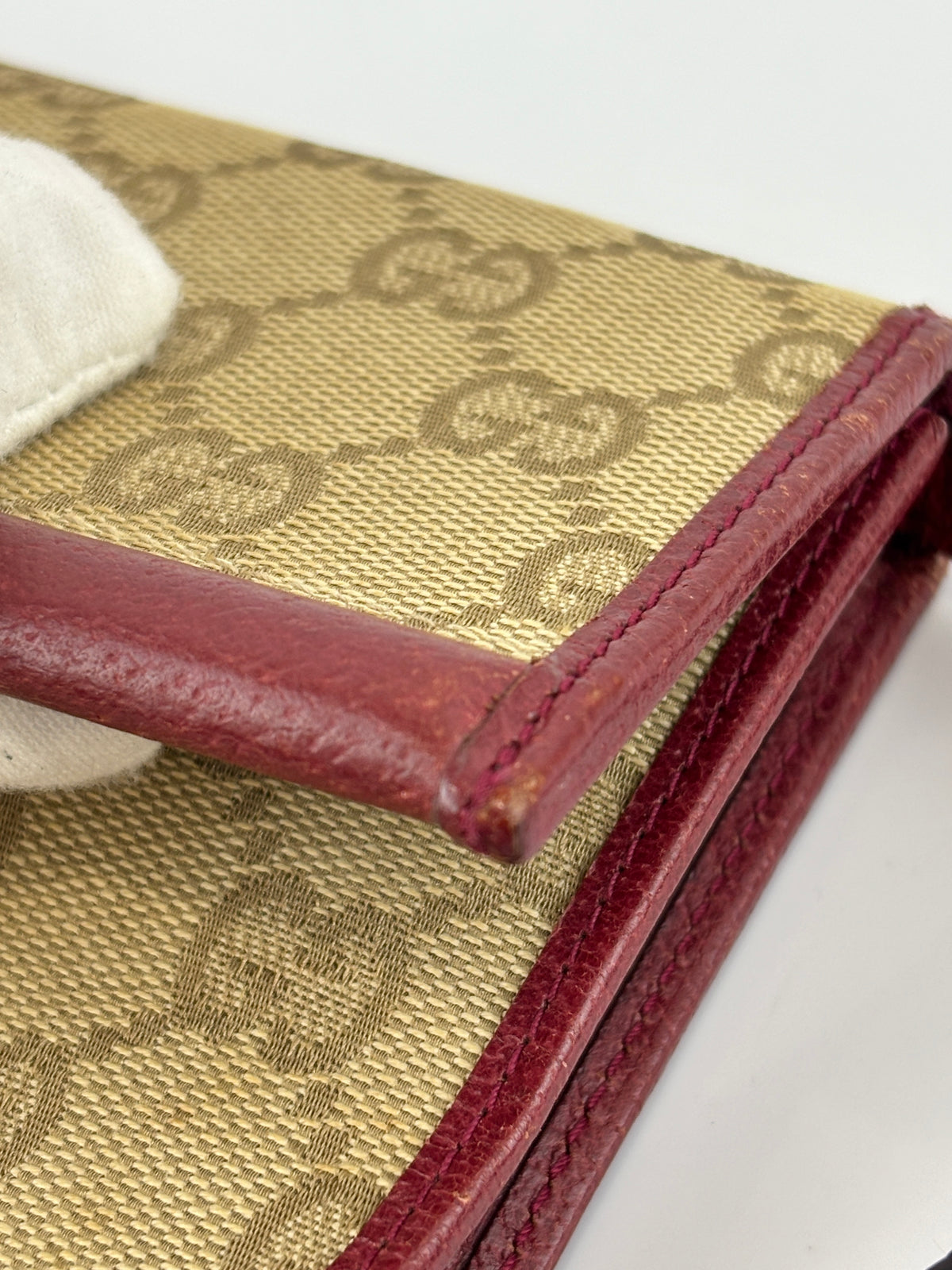 Vintage Bamboo Clutch Bag in Beige / Red GG Fabric