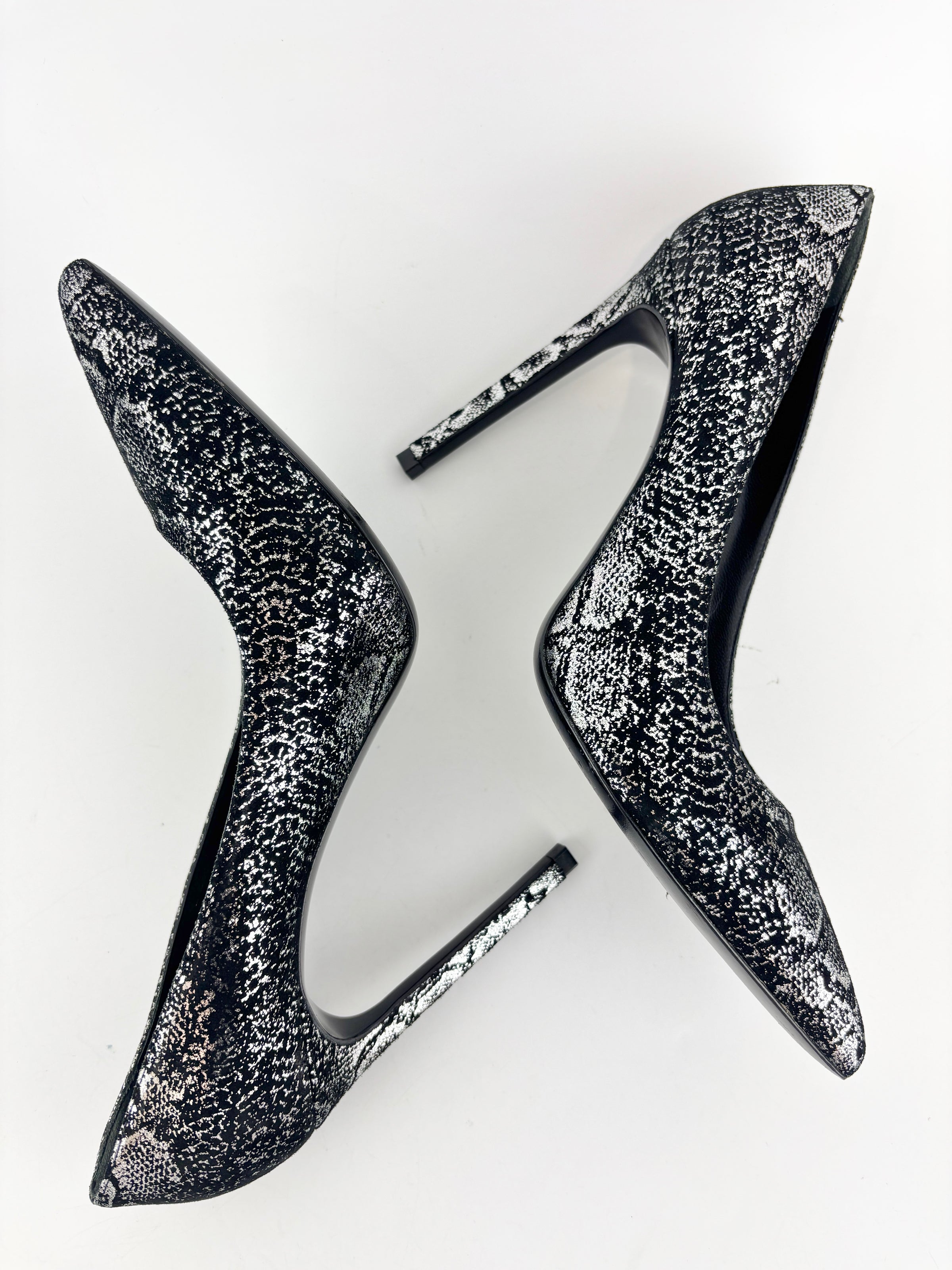 Suede Foil Print Pumps in Black / Silver Size 40.5