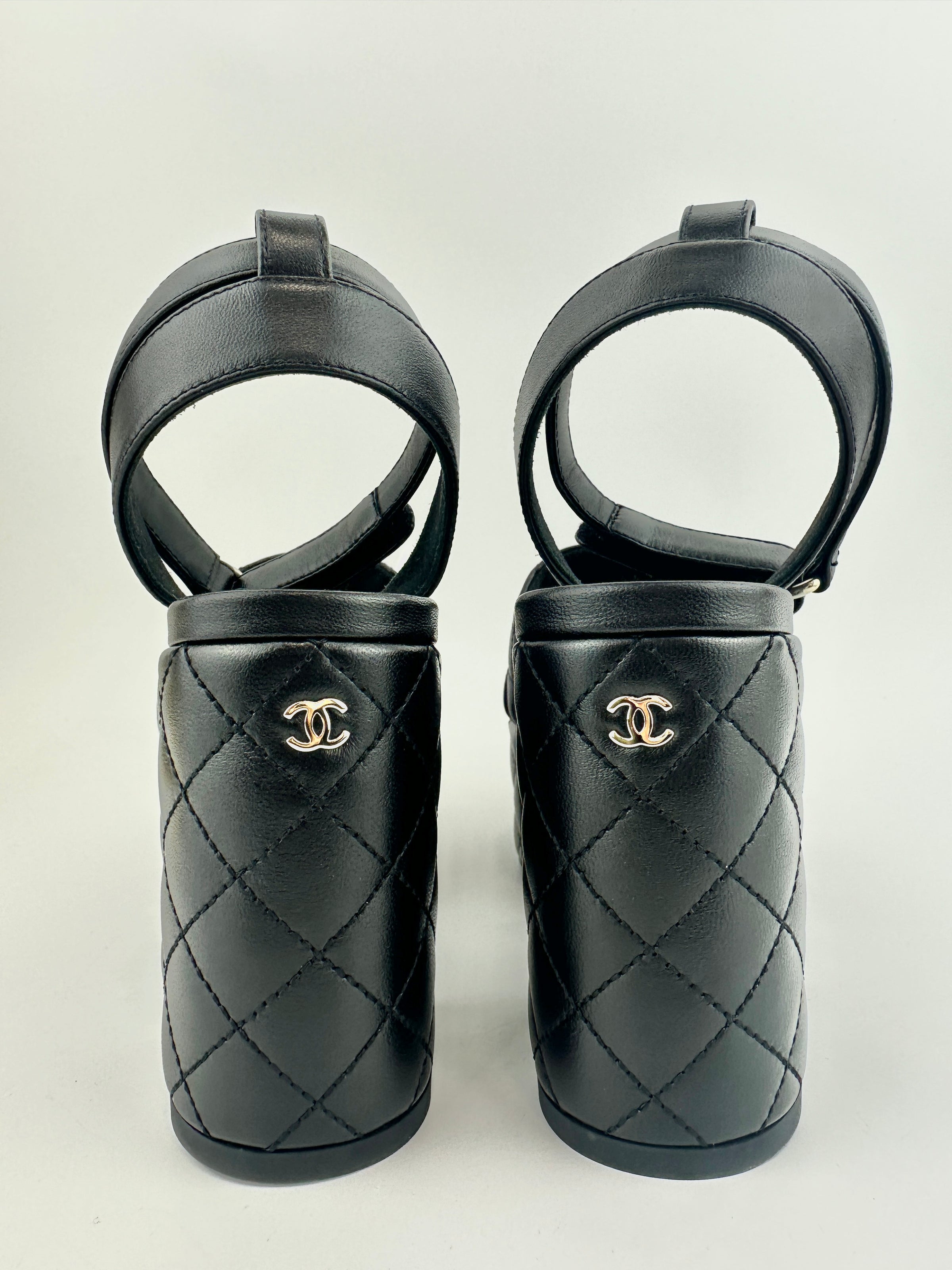 Black Quilted Lambskin Leather Platform Chunky Heels Size 37