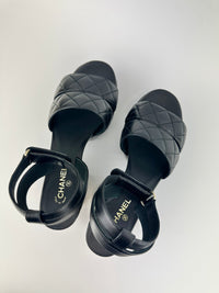 Black Quilted Lambskin Leather Platform Chunky Heels Size 37