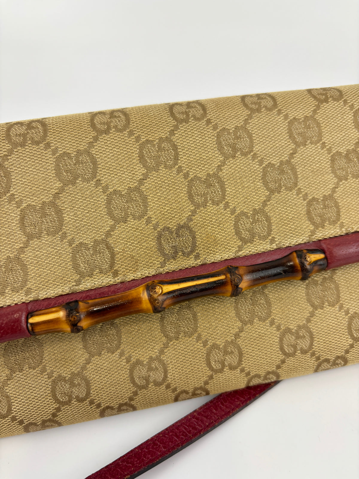 Vintage Bamboo Clutch Bag in Beige / Red GG Fabric