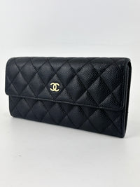 A50096 Flap Wallet Black Caviar Leather GHW
